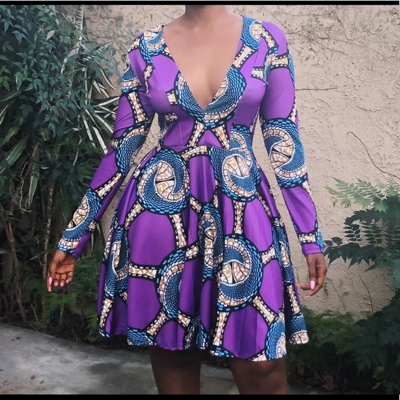 Purple classic Dress - Picture 2 of 6